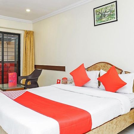 Hotel Rajdeep Pune Esterno foto