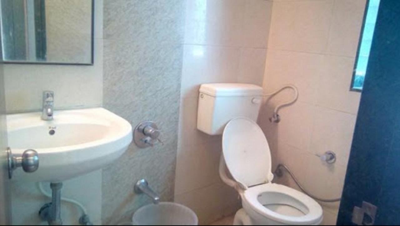 Hotel Rajdeep Pune Esterno foto