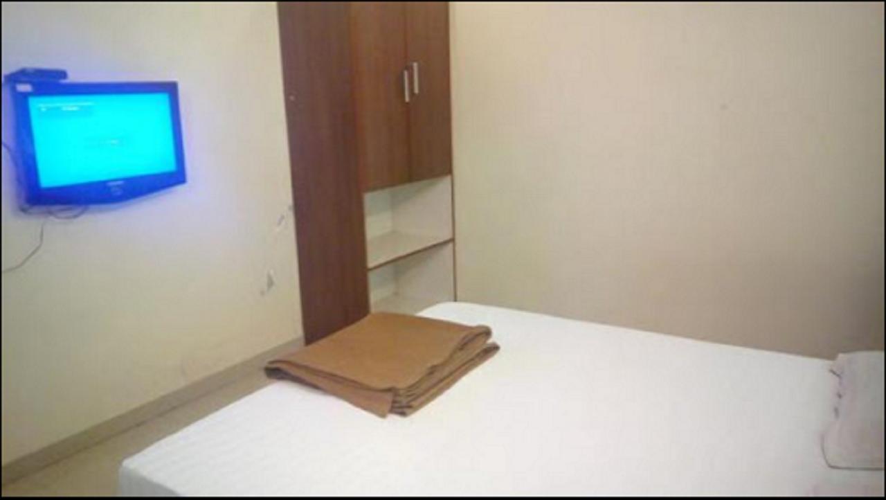 Hotel Rajdeep Pune Esterno foto