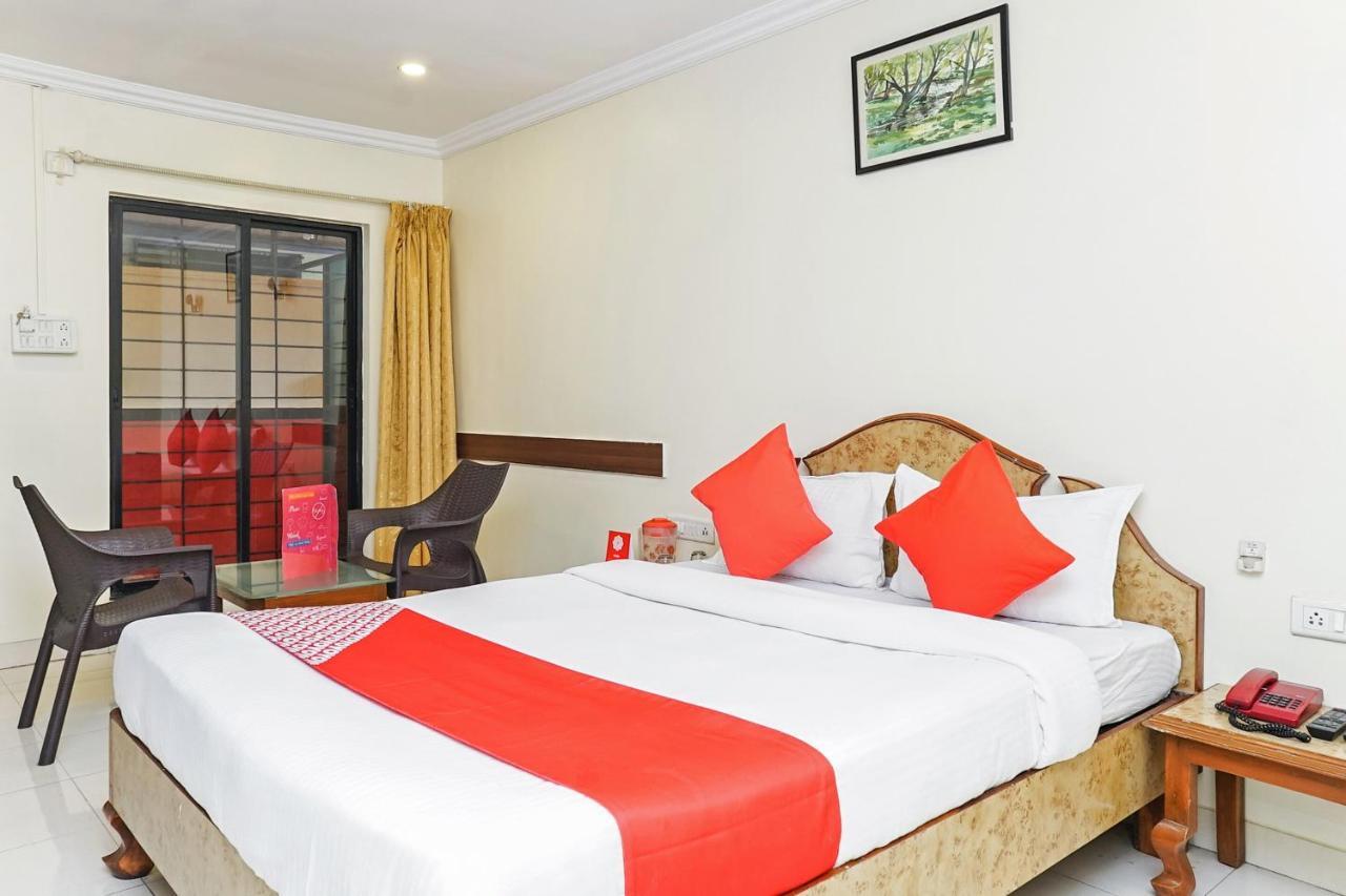 Hotel Rajdeep Pune Esterno foto
