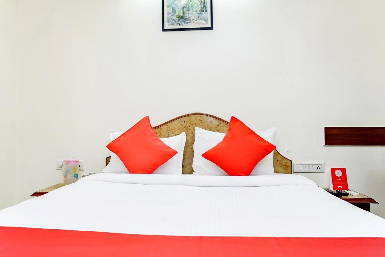 Hotel Rajdeep Pune Esterno foto