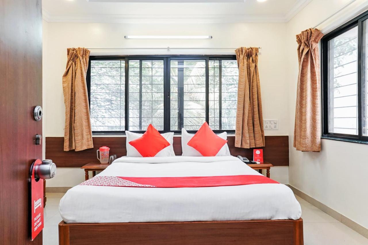 Hotel Rajdeep Pune Esterno foto