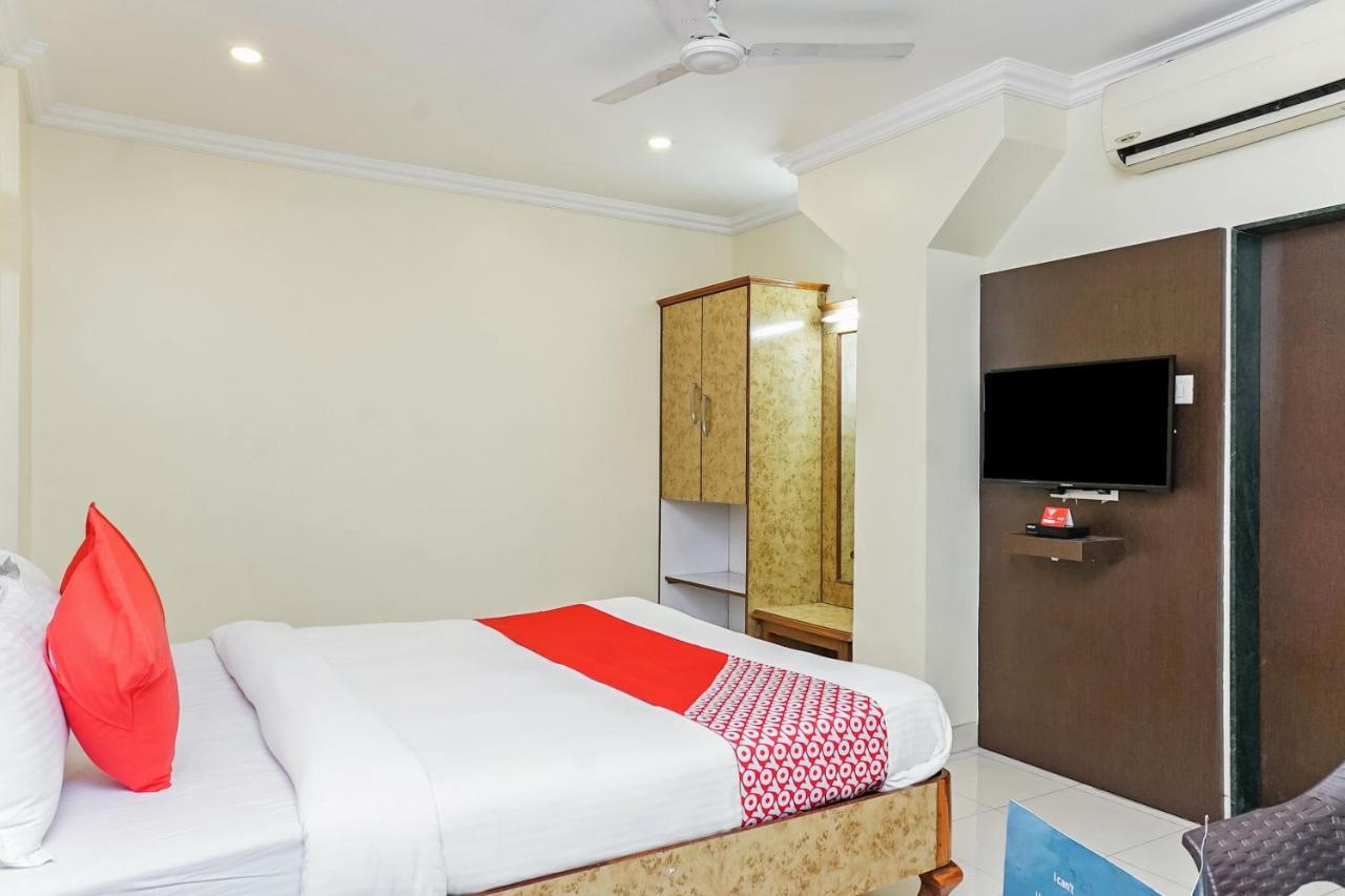 Hotel Rajdeep Pune Esterno foto