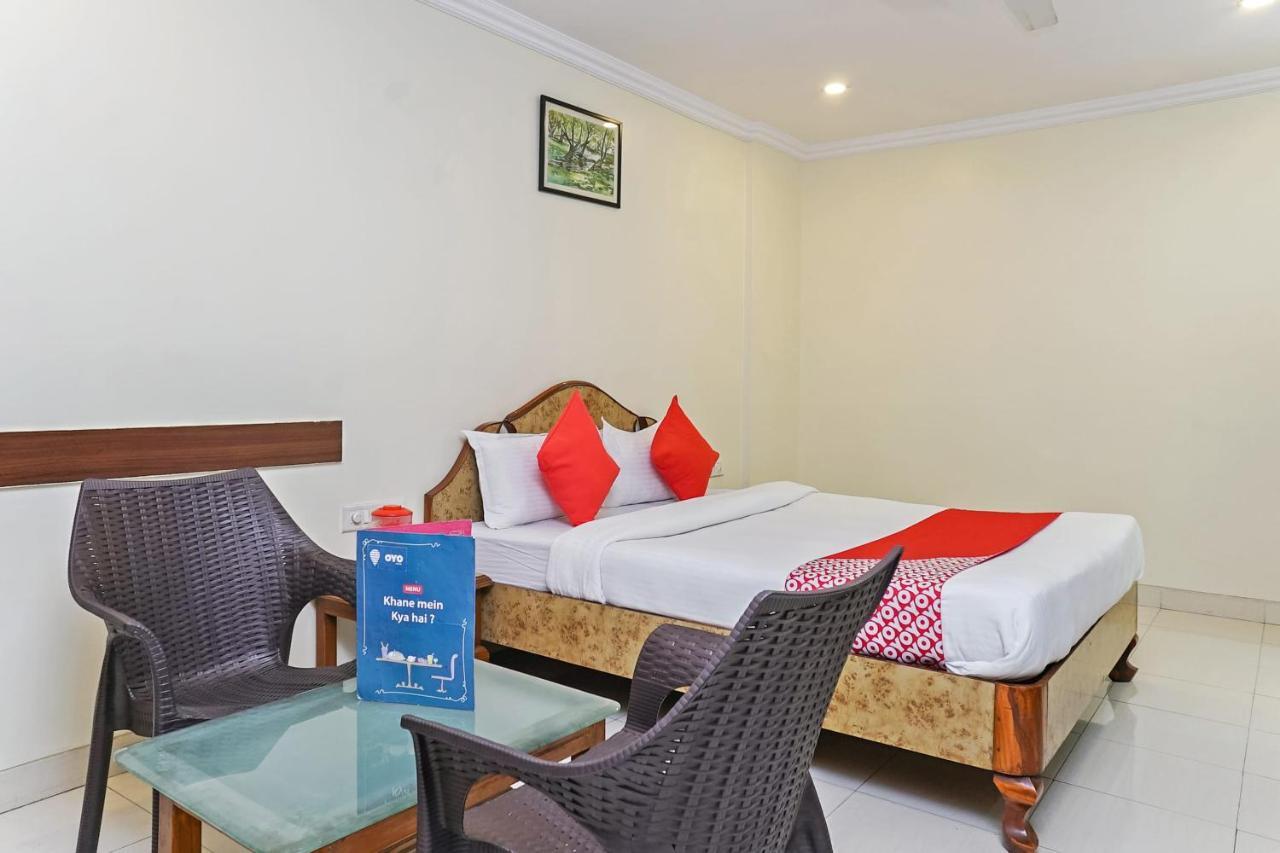 Hotel Rajdeep Pune Esterno foto
